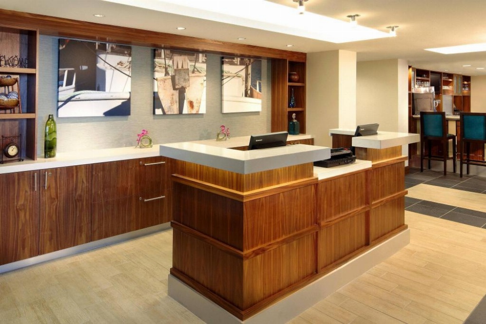 Clarion Pointe Galveston Seawall Main image