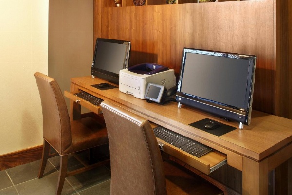 Clarion Pointe Galveston Seawall image 7